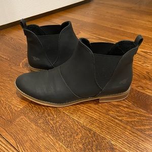 Black Rocket Dog Maylon Chelsea Boot size 11